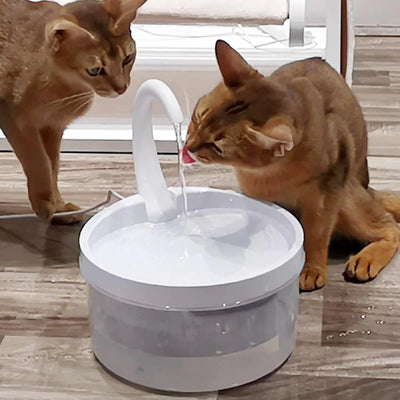 Schwanenhalsbrunnen, damit Ihre Katze immer fließendes Wasser hat